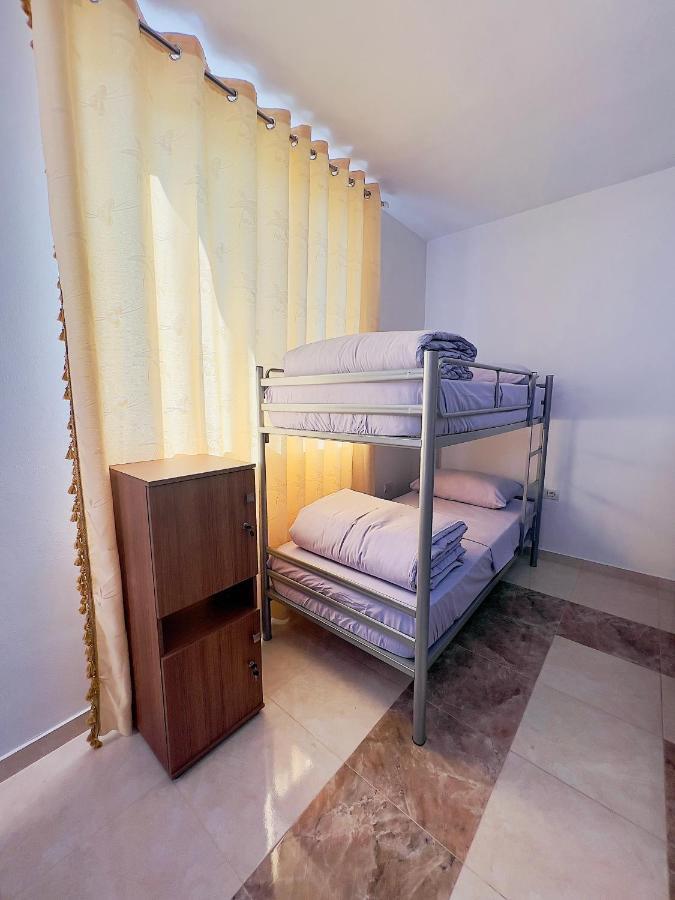North Star Hostel ชโคเดอร์ ภายนอก รูปภาพ