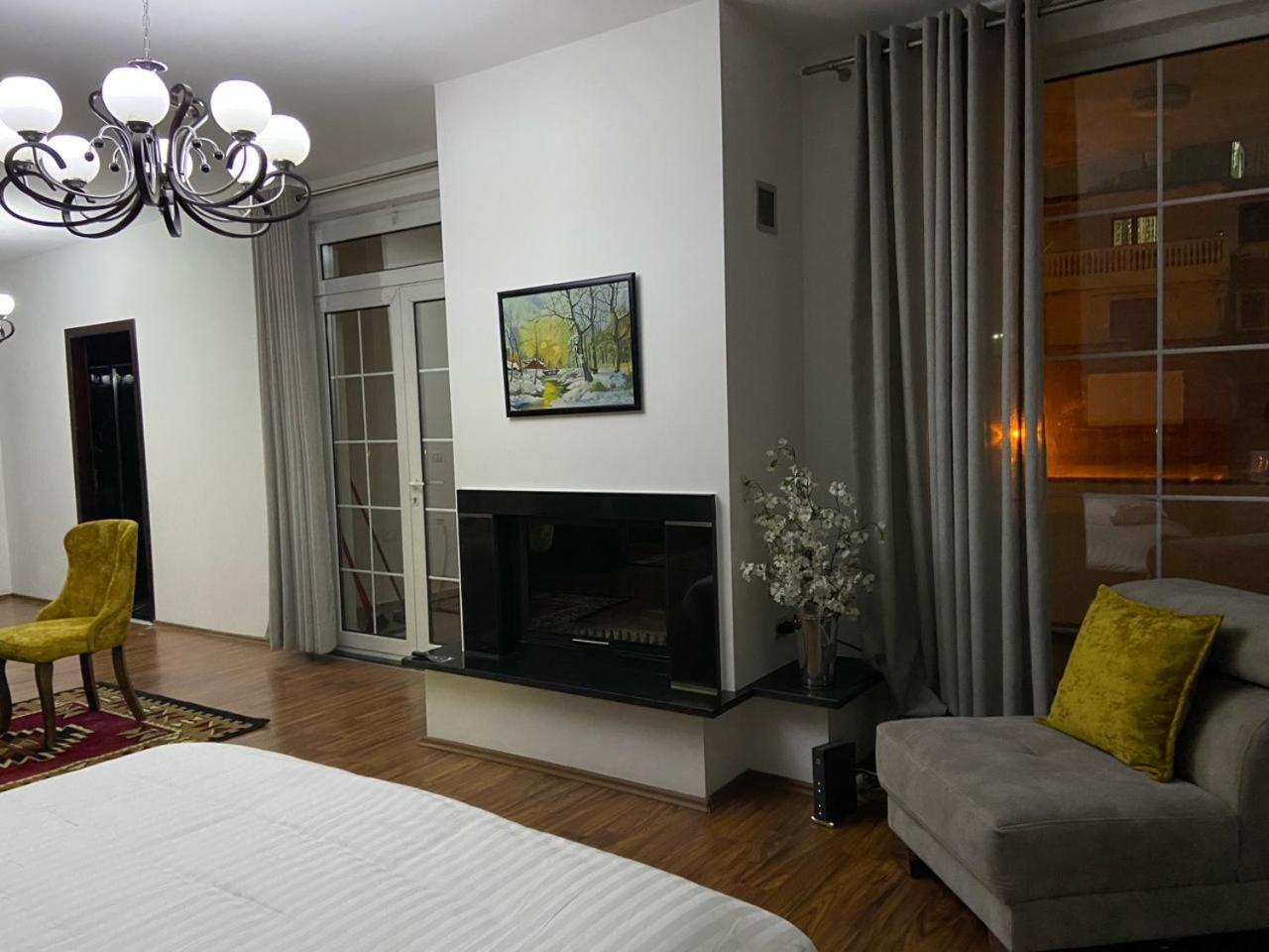 North Star Hostel ชโคเดอร์ ภายนอก รูปภาพ